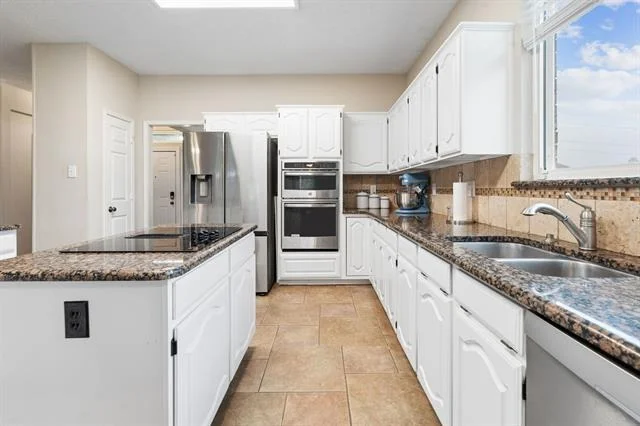 Photo of 918 E Grubb Drive