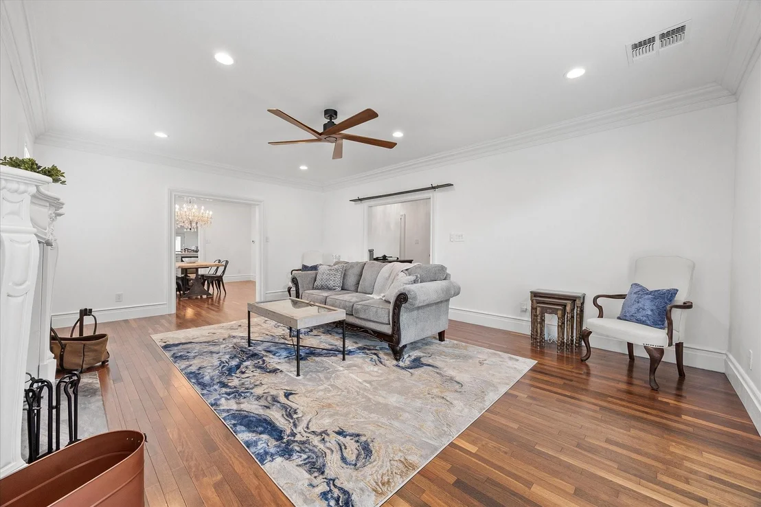 Photo of 726 Griffith Avenue