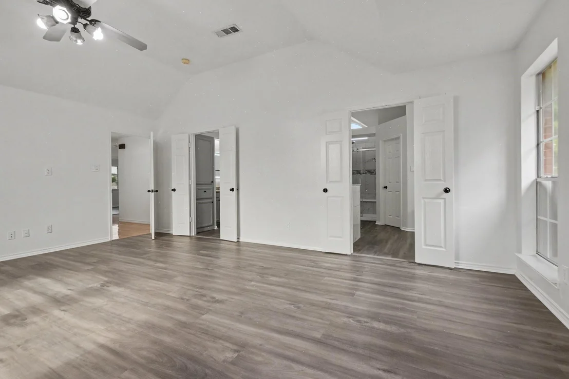 Photo of 2406 Manchester Drive