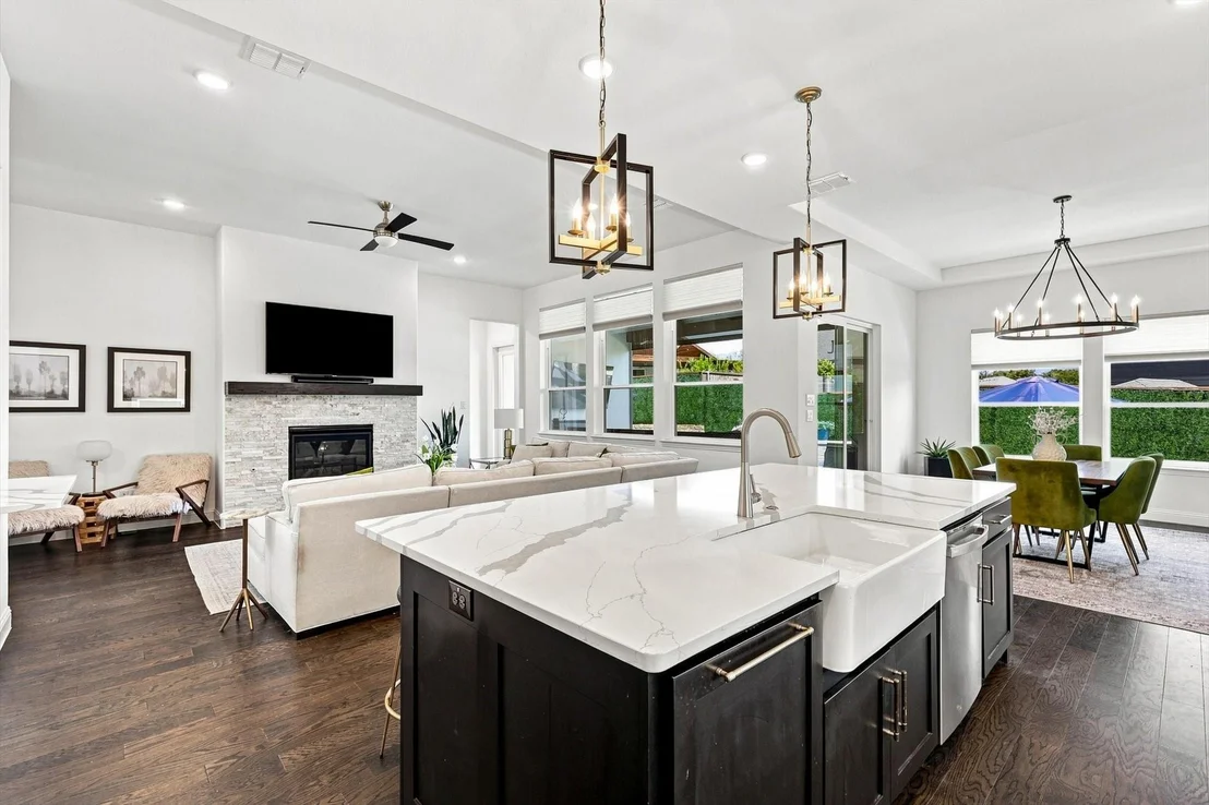 Photo of 7122 Doe Creek Lane
