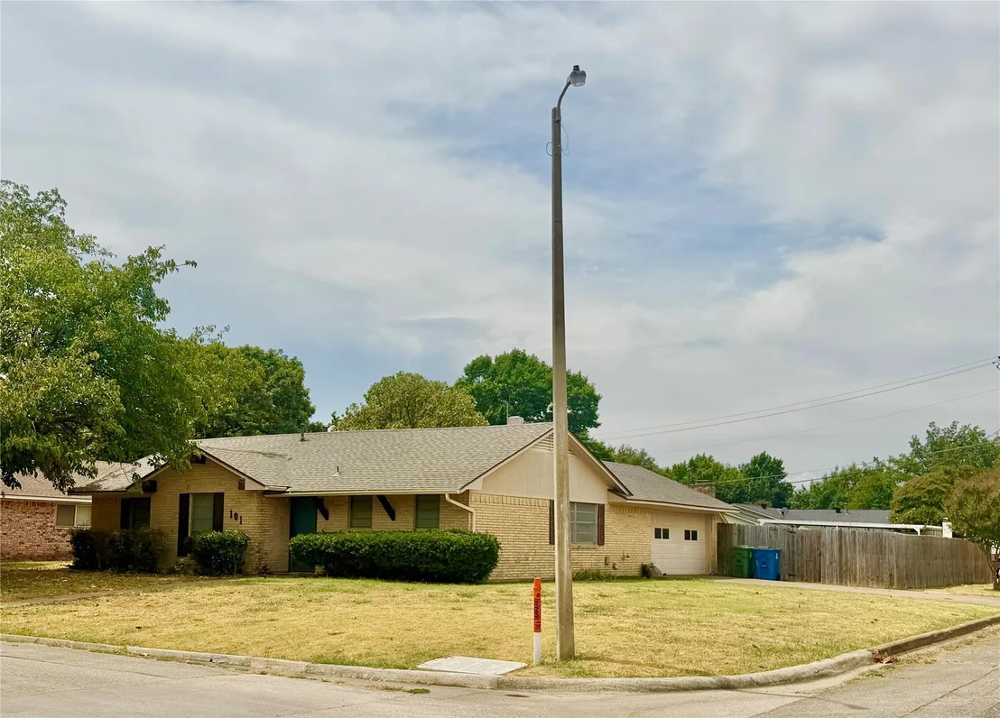 Photo of 101 Diane Drive