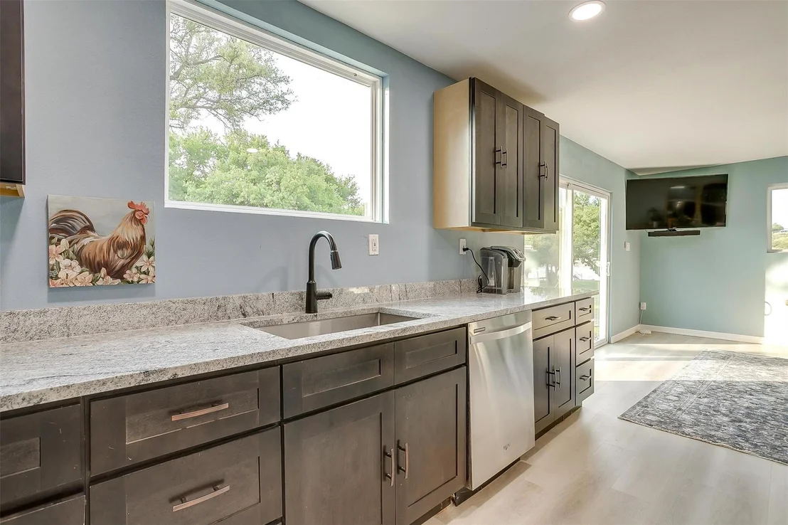 Photo of 520 Deer Trail