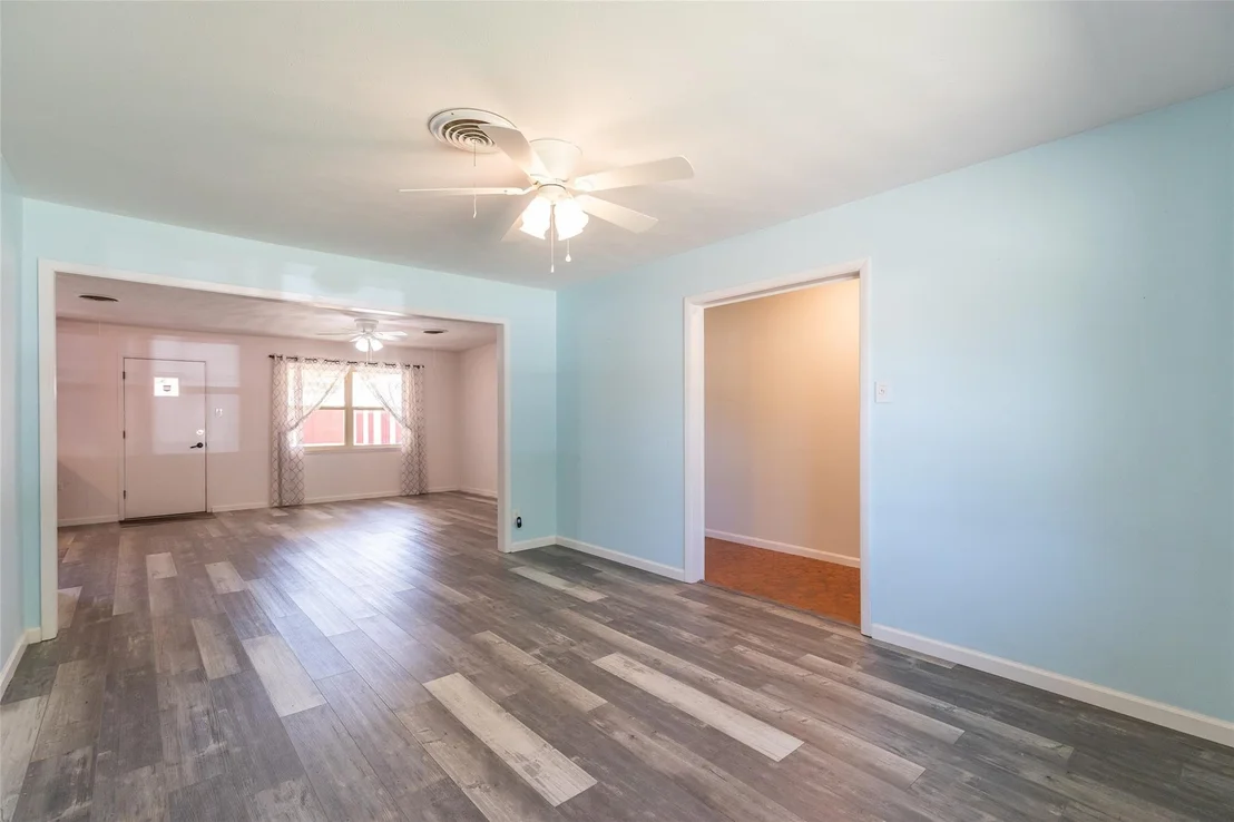 Photo of 1637 Glendale Drive