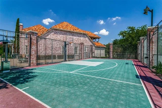 Photo of 1700 Nelson Drive