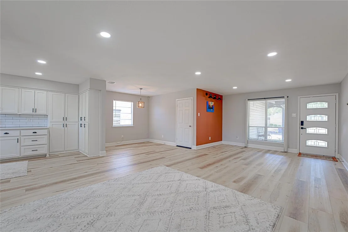 Photo of 3217 Centennial Drive