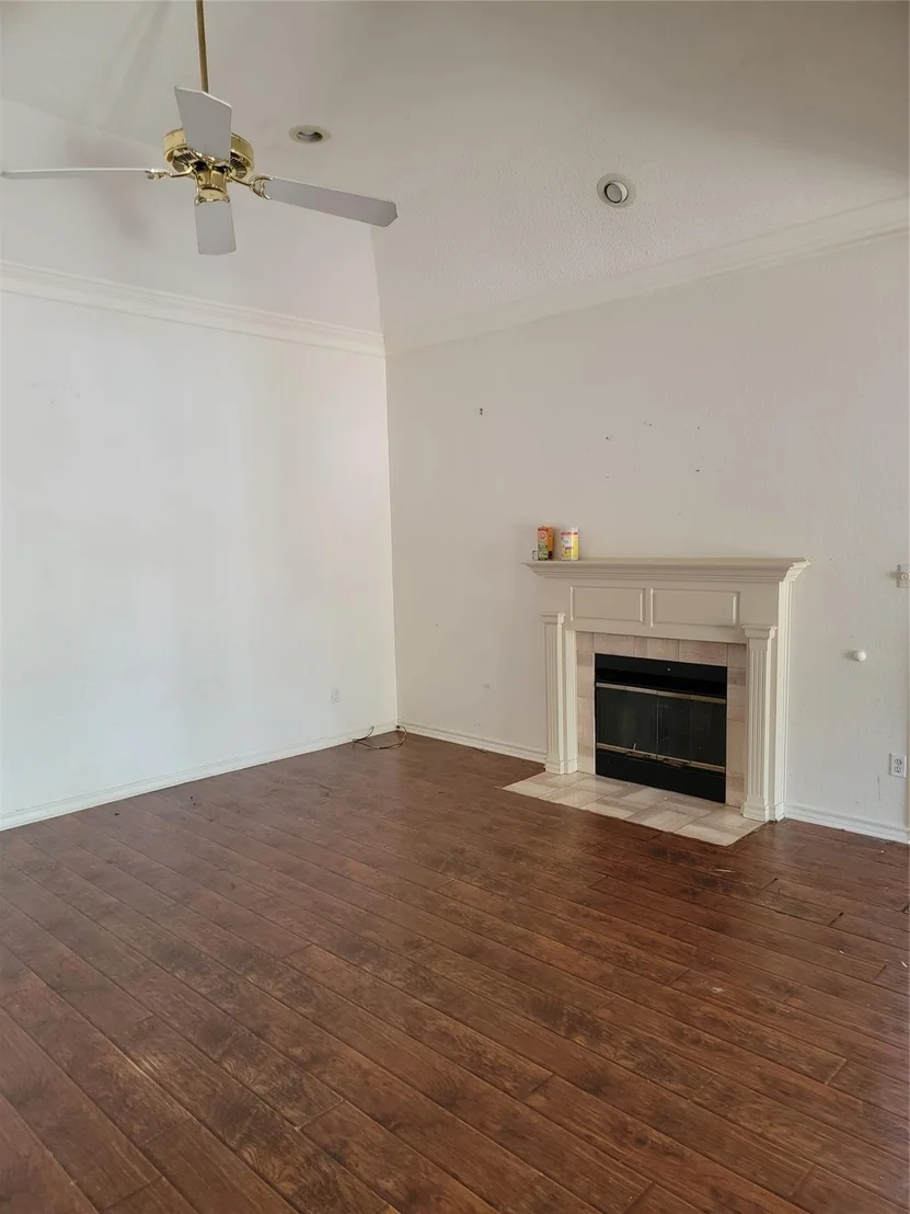 Photo of 4904 Saddleback Road