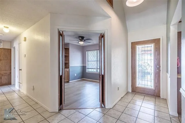 Photo of 809 Chanticleers Lane