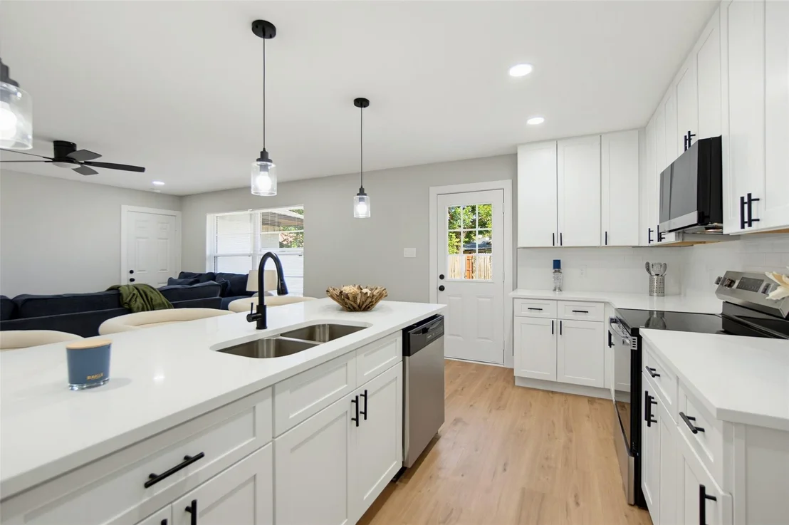 Photo of 3049 Latham Drive
