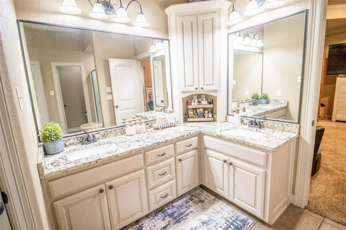 Photo of 135 Pond Drive