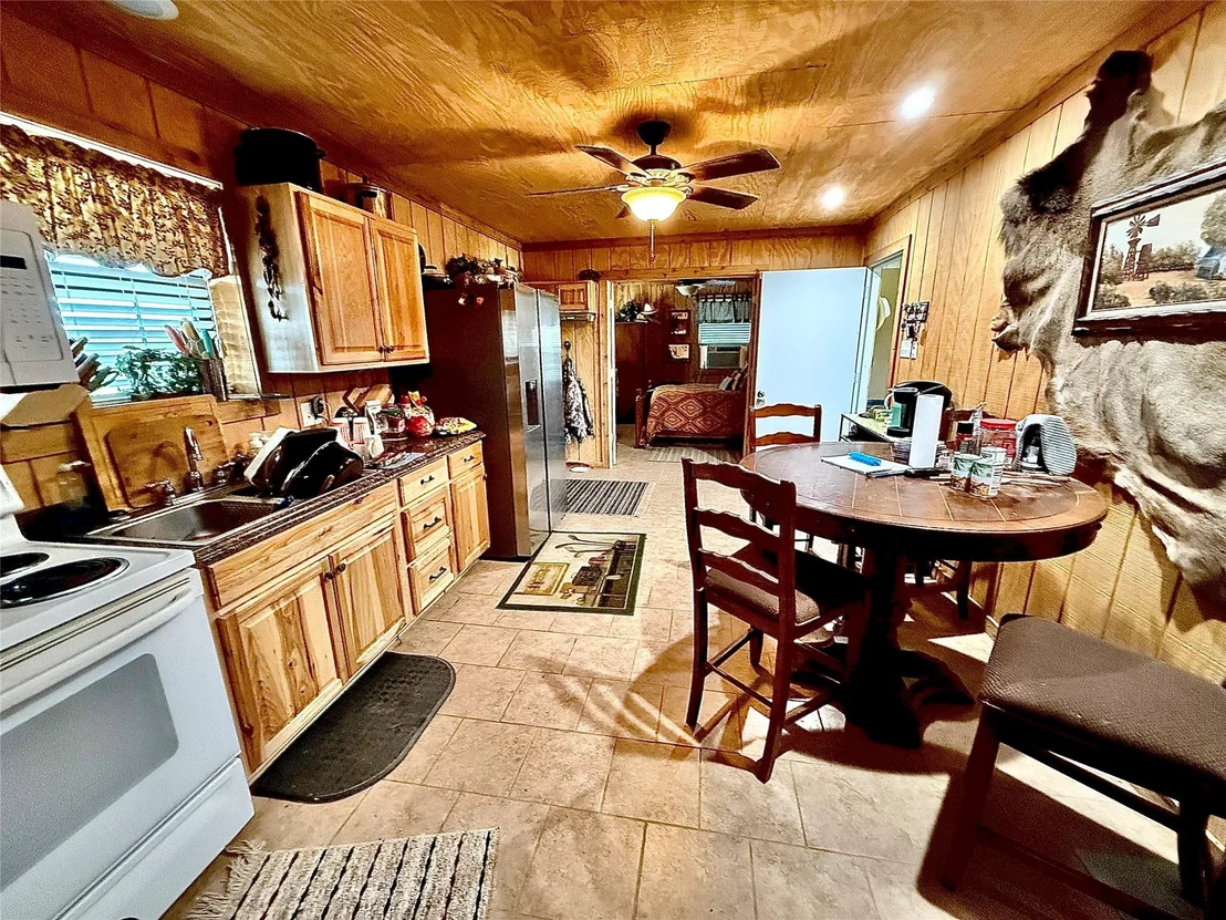Photo of 631 CR 352
