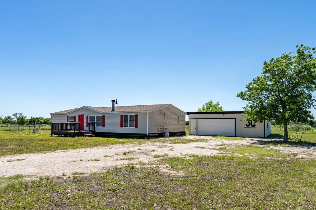 Photo of 2104 County Road 2134