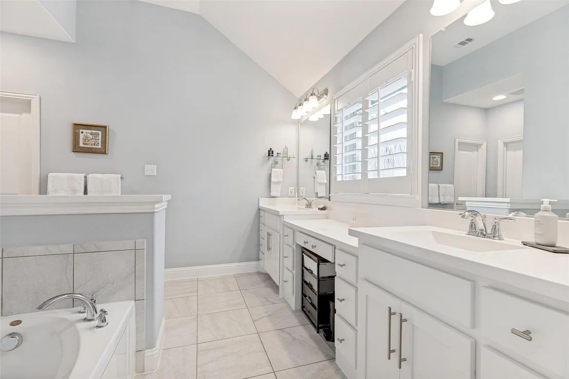 Photo of 15805 Canyon Ridge