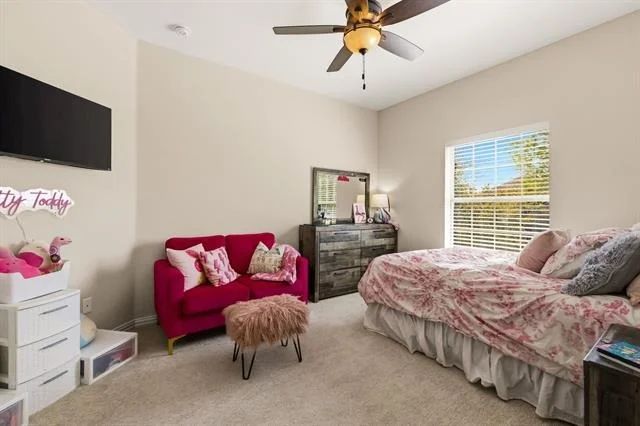 Photo of 404 Fairway Bluff Drive