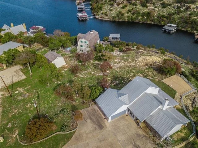 Photo of 1040 Bluff Creek Point