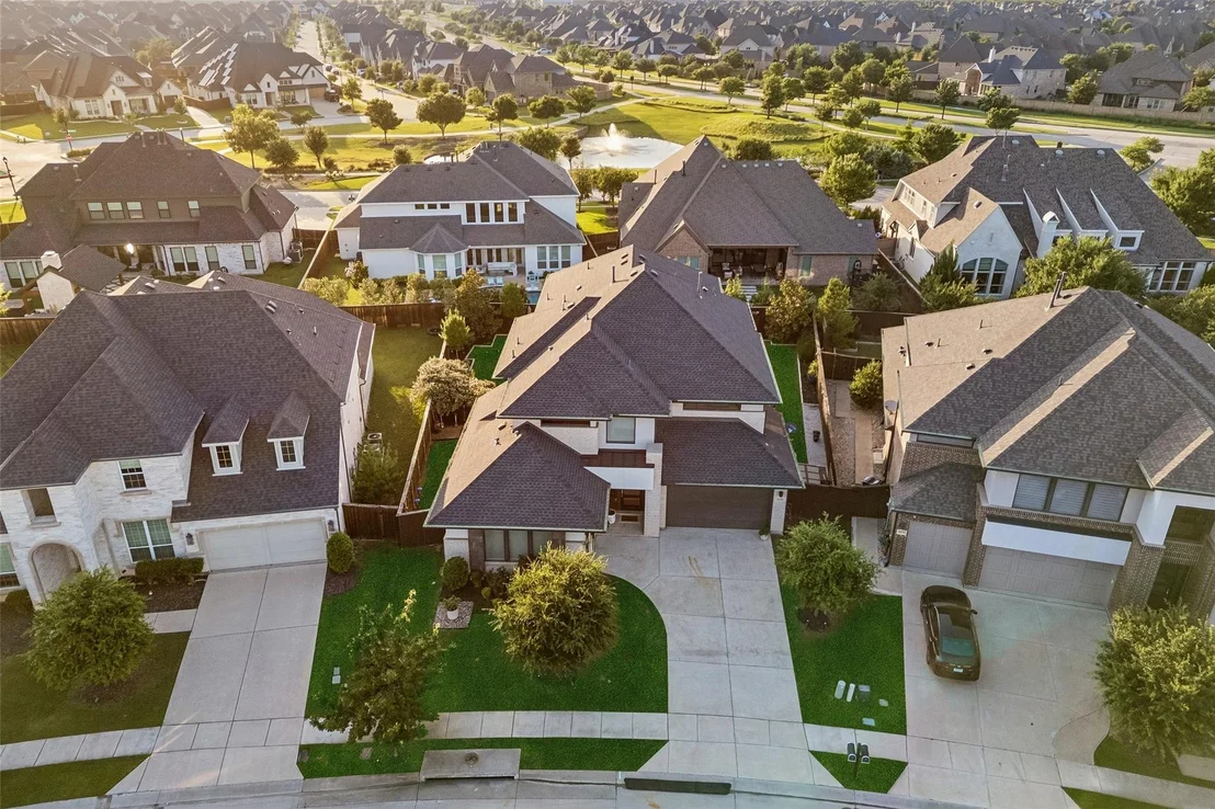 Photo of 4039 Heatherton Drive