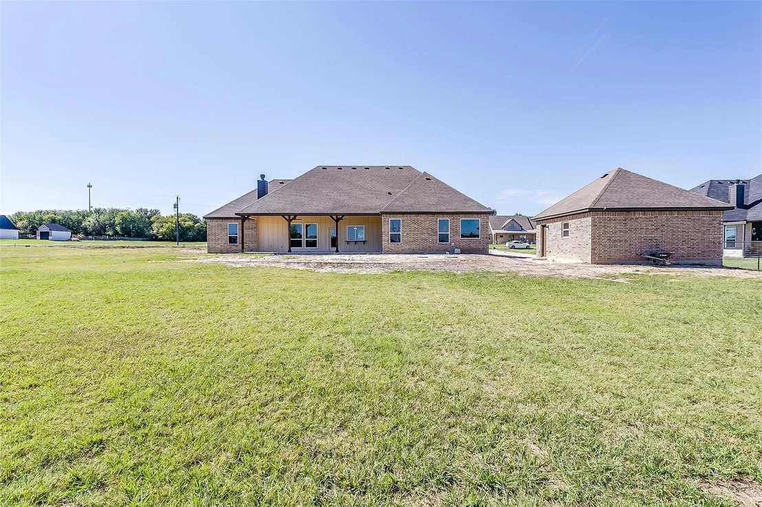 Photo of 1014 Gonzollas Road