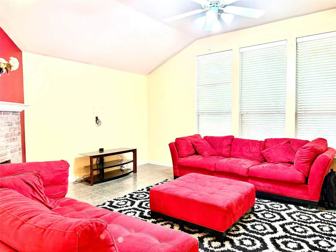 Photo of 193 Rolling Court