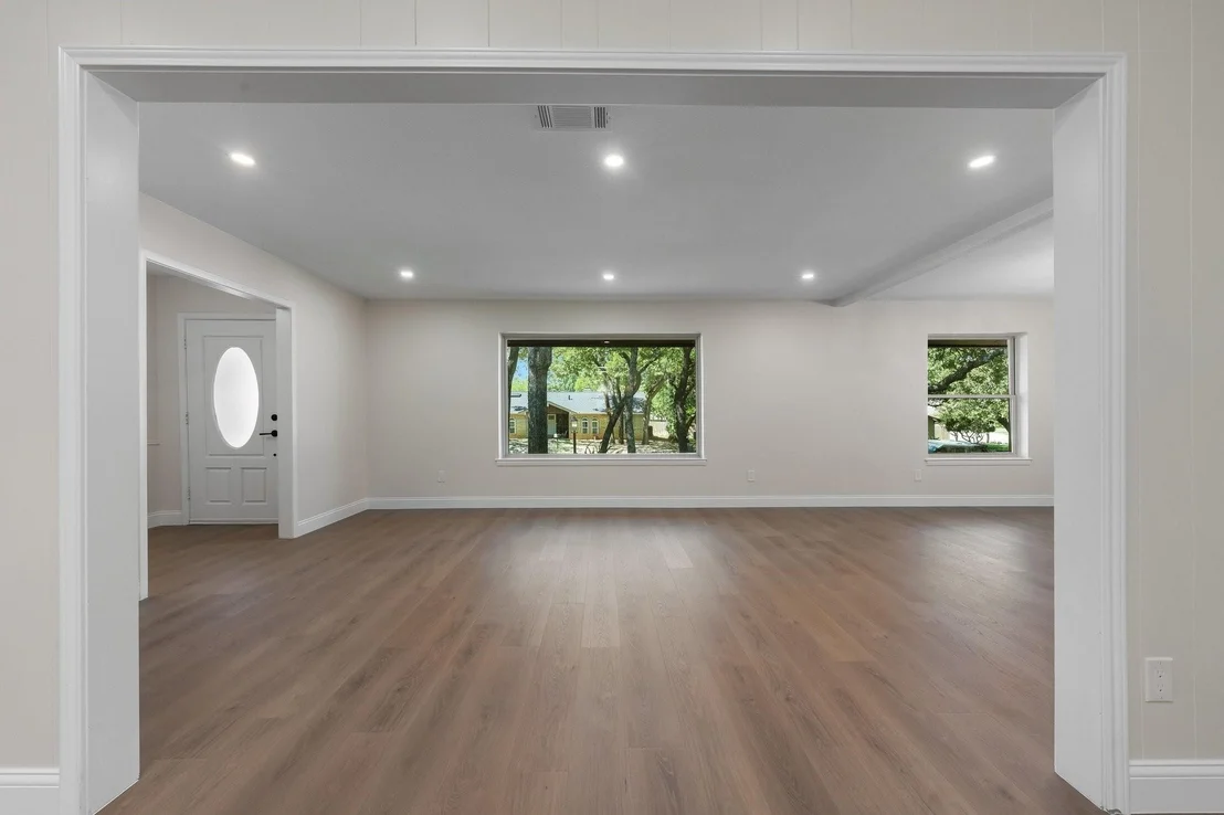 Photo of 2844 Hurstview Drive