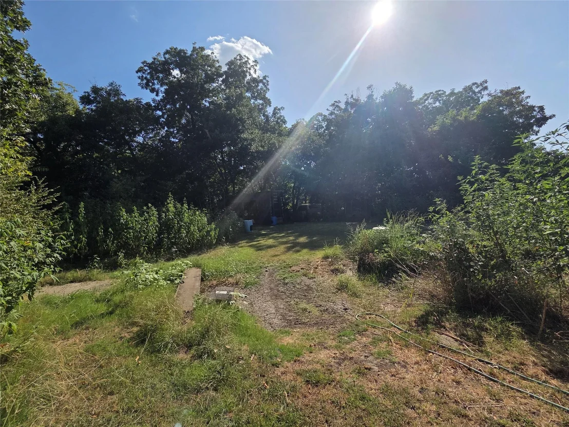 Photo of 2707 S State Highway 121 Highway S