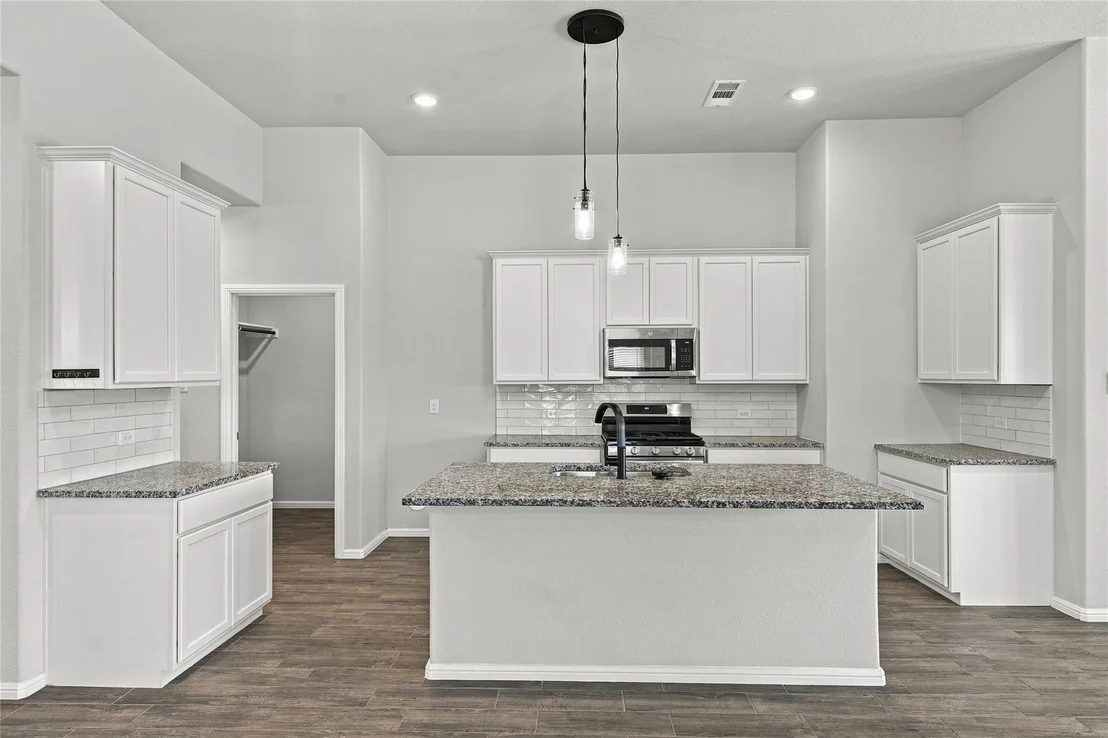 Photo of 1345 Fox Glen Trail