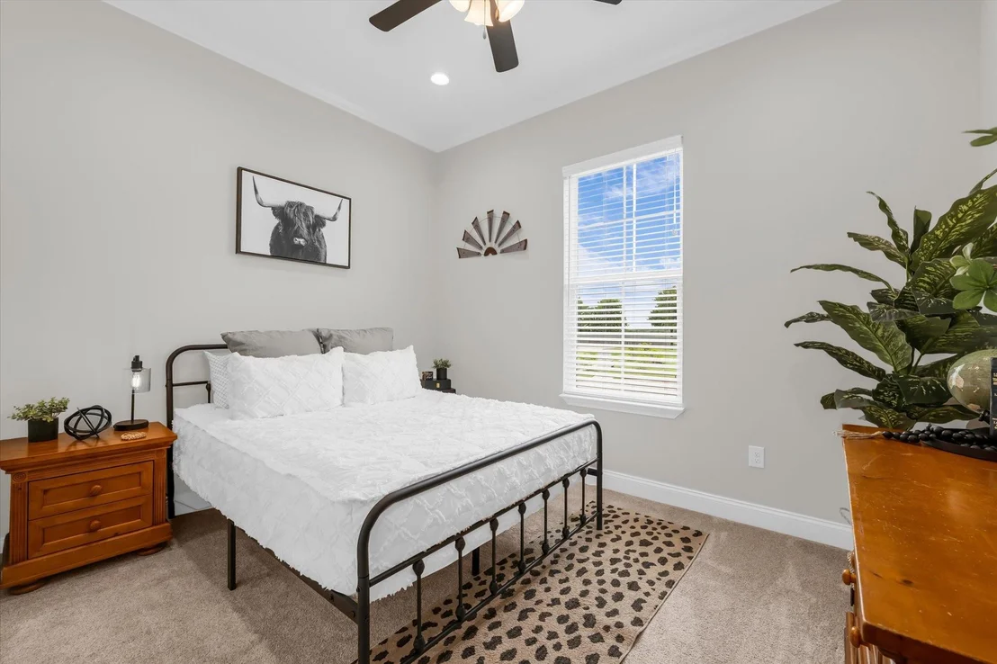 Photo of 154 Water View Lane