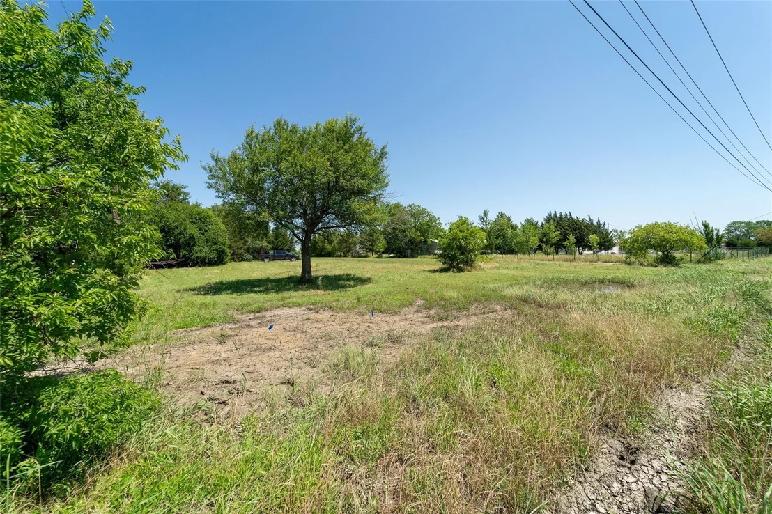 Photo of 9917 E Highway 67