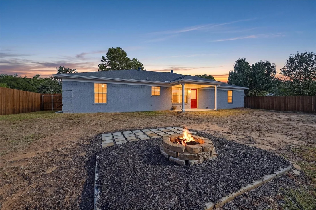Photo of 566 Mccraw Lane