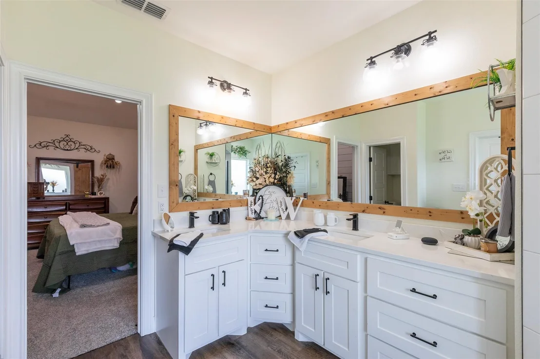Photo of 344 Bella Way