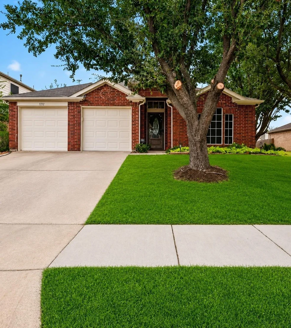 Photo of 2212 Loon Lake Road