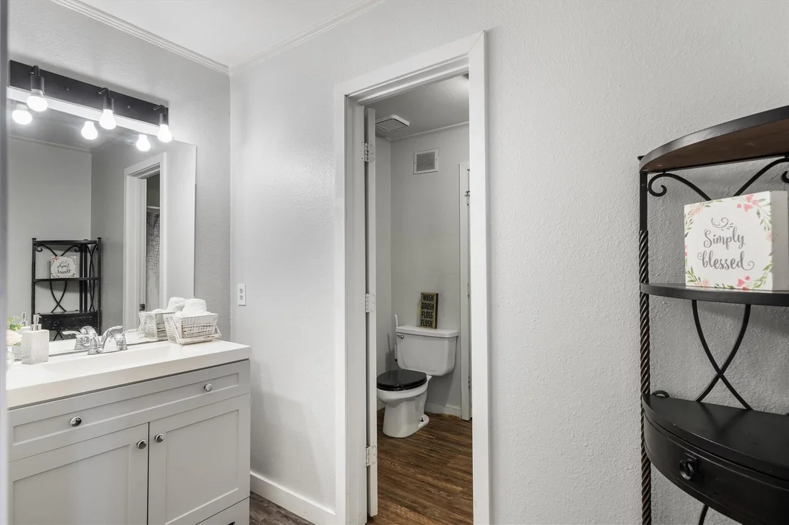 Photo of 163 Granada Square