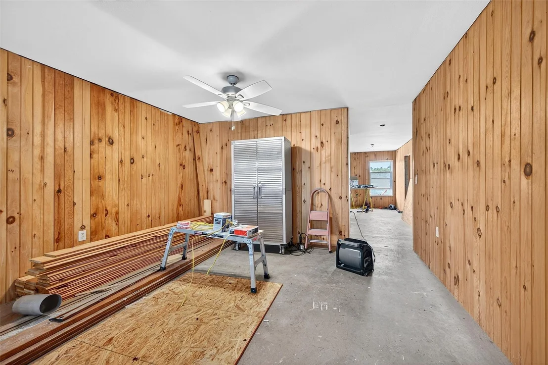 Photo of 1200 County Road 1215