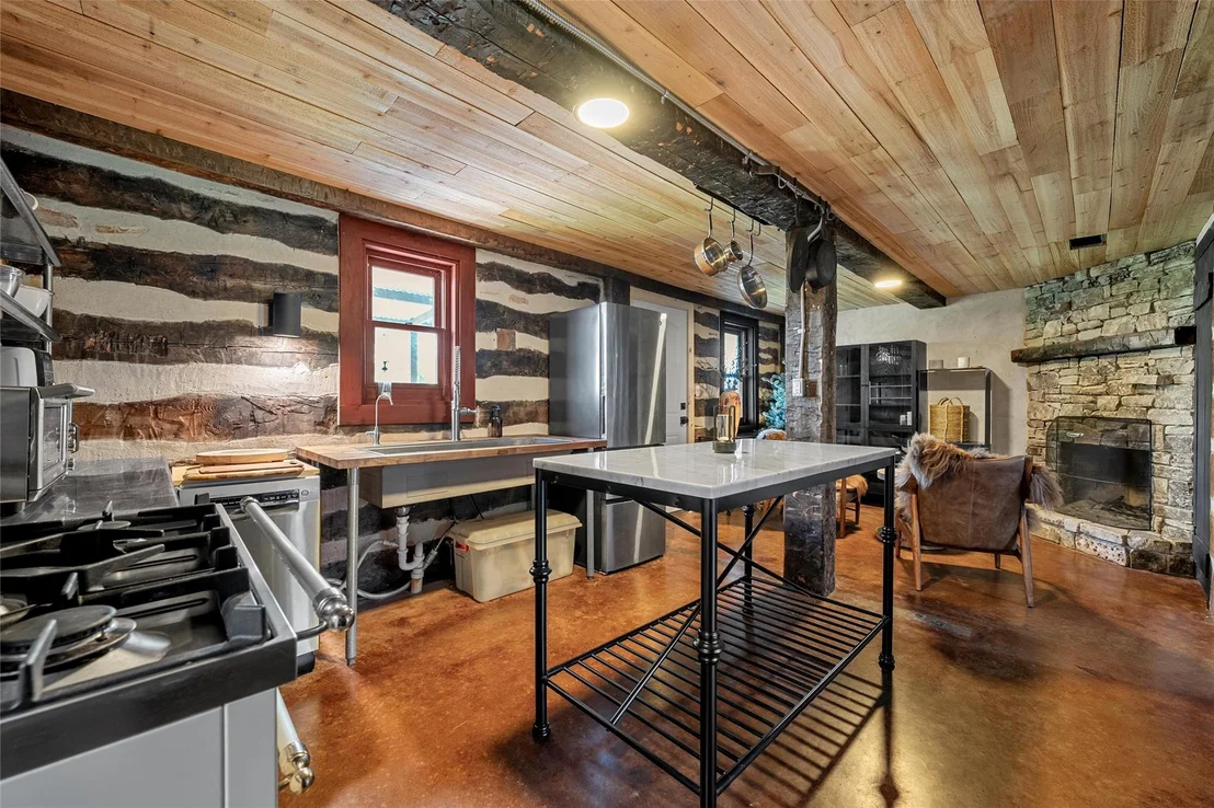 Photo of 153 County Road 2139