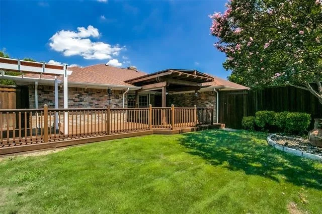 Photo of 2012 Cherbourg Drive