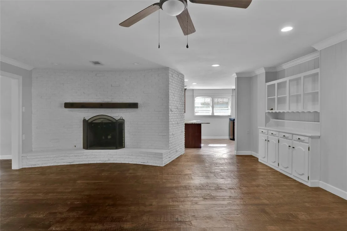 Photo of 2706 Oak Cliff Lane