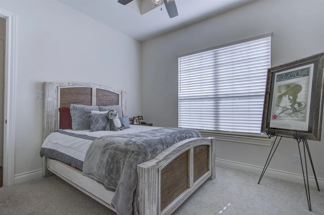 Photo of 704 Hayden Way