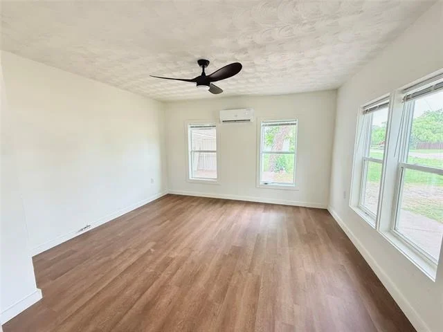 Photo of 610 5th Street