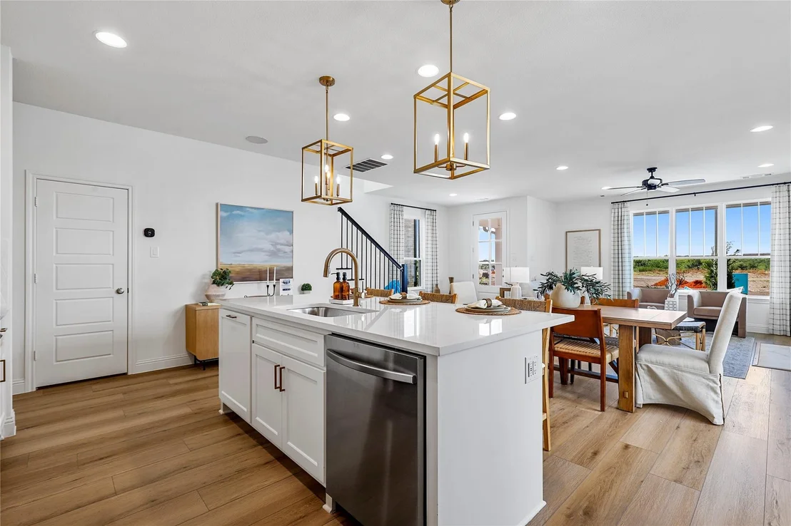 Photo of 406 Sunset Lane