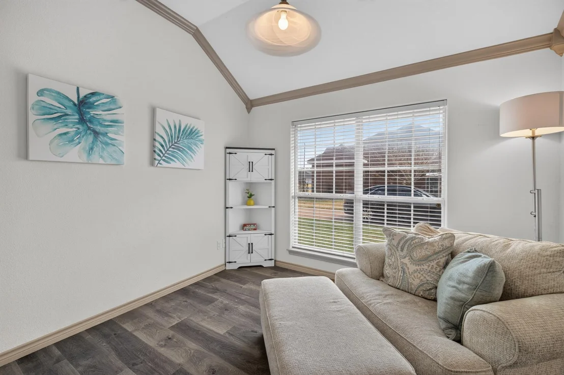 Photo of 5441 Wagon Wheel Avenue
