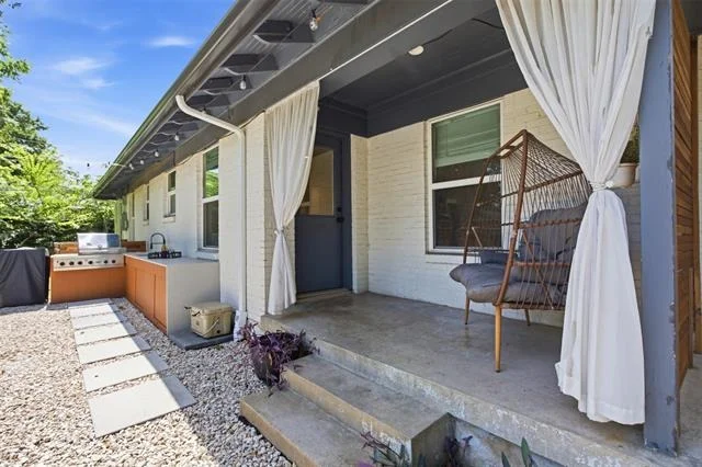 Photo of 2903 Healey Drive