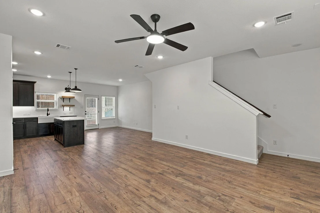 Photo of 604 Brook View Drive