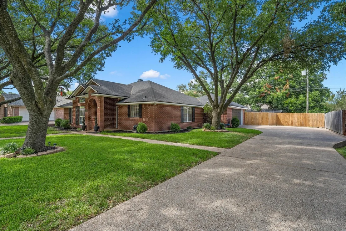Photo of 112 Briar Ridge Drive