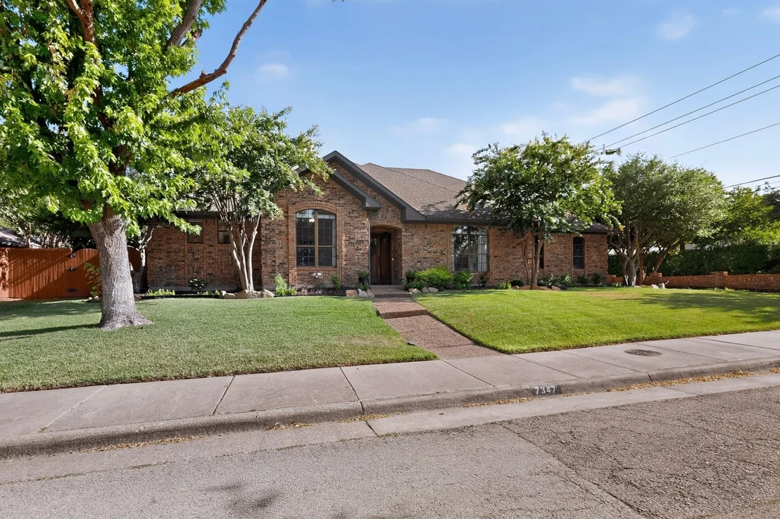 Photo of 7347 Williamswood Drive
