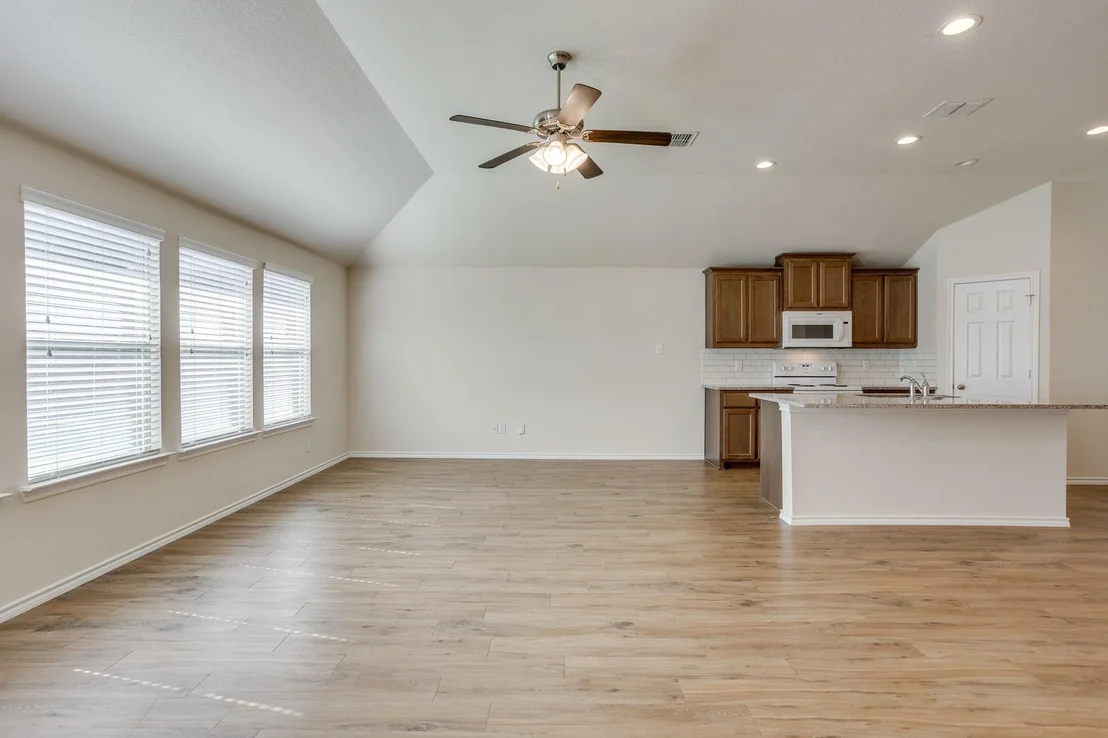 Photo of 209 Balcones Drive
