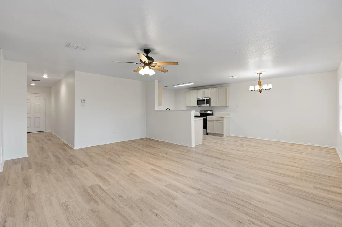 Photo of 1128 Boxwood Drive