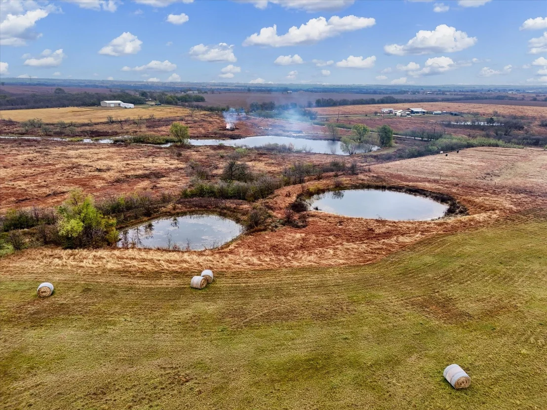 Photo of 689 County Road 464