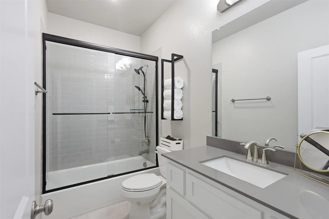 Photo of 3437 Ridgecross Drive