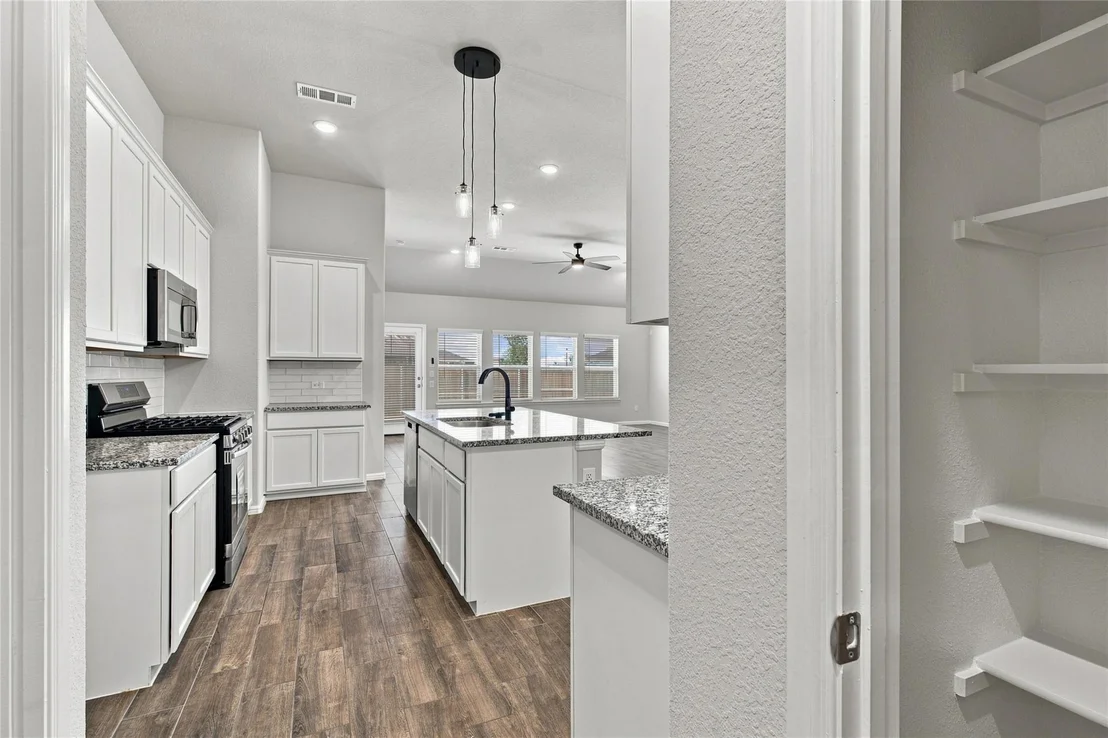 Photo of 1345 Fox Glen Trail