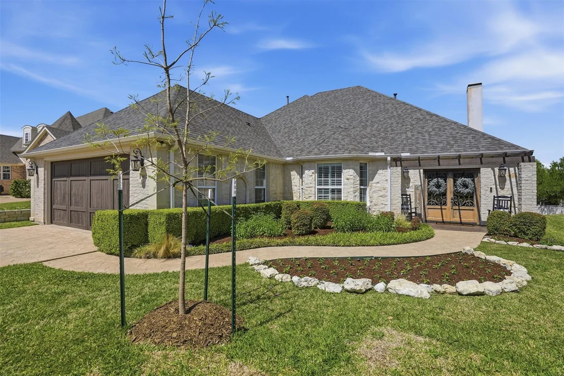 Photo of 9012 Reata West Drive