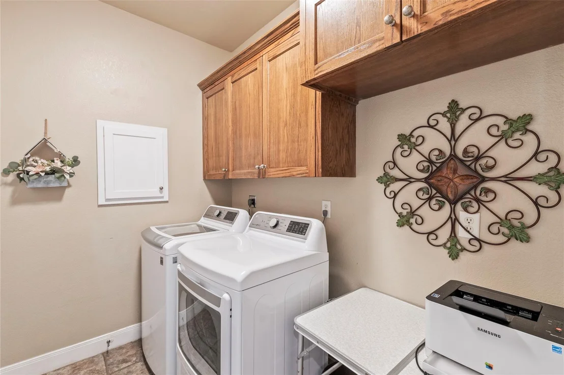 Photo of 180 Surls Drive