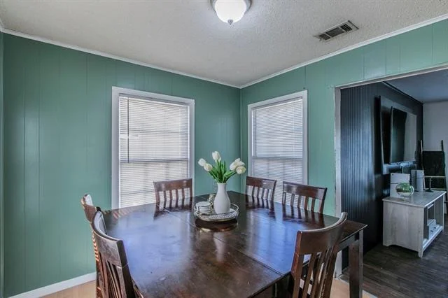Photo of 108 N Lakeview Drive